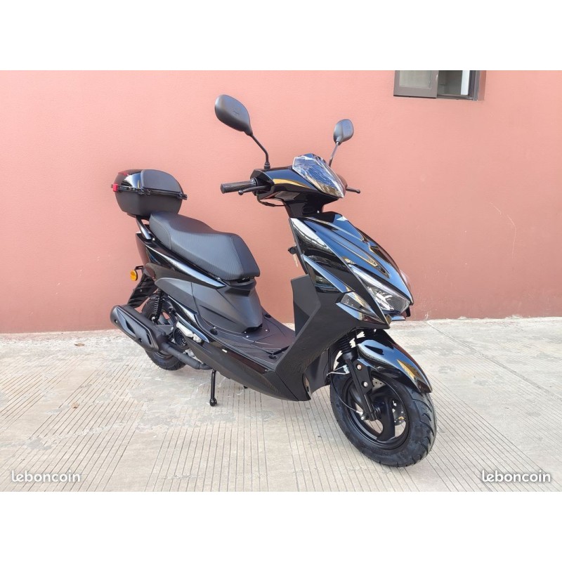 SCOOTER QT-3 NOIR
